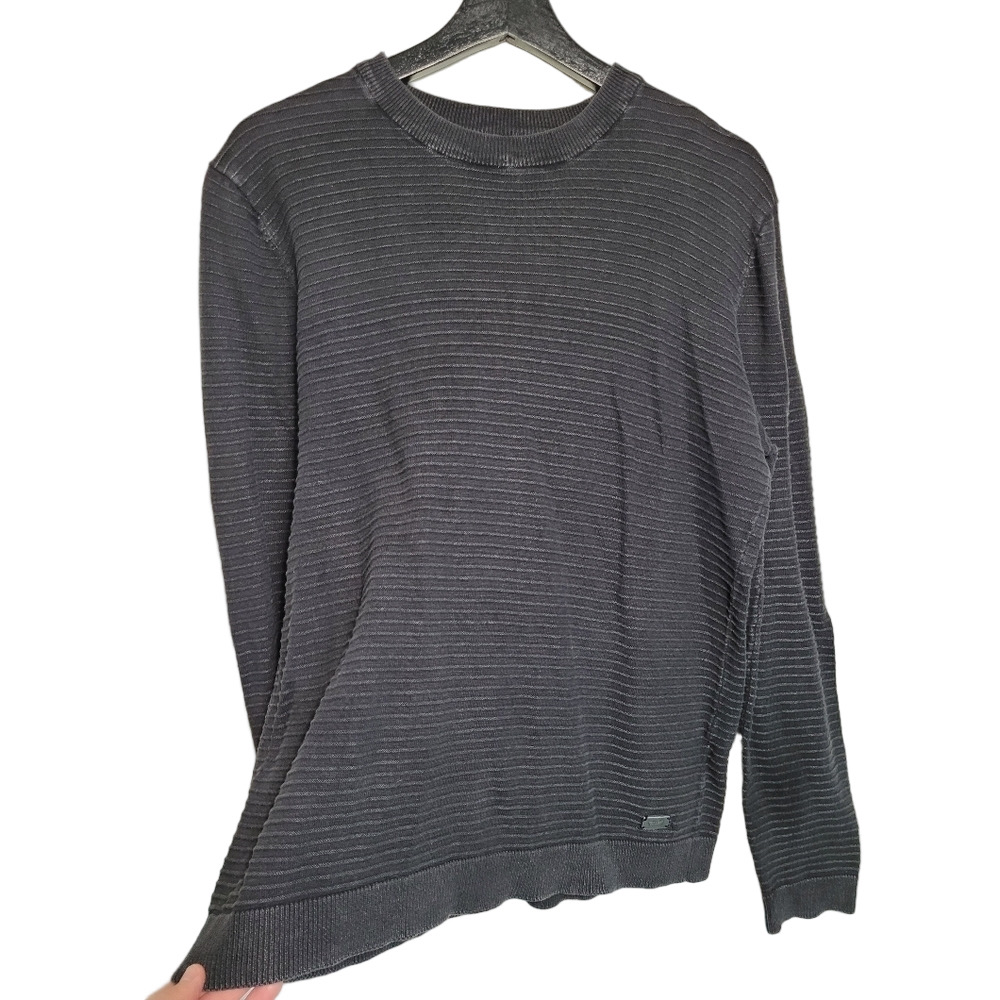 M28. Only & Sons Crewneck. Large